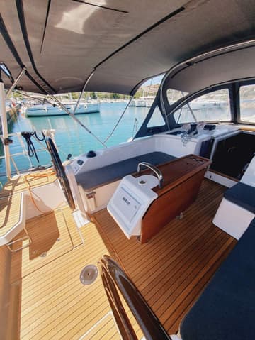 Sailboat Flotte Lotte available for yacht charter in Croatia | Yacht4Less