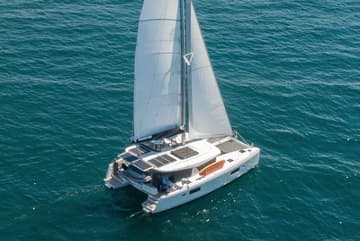 Catamaran Rosa Dei Venti available for yacht charter in Greece | Yacht4Less
