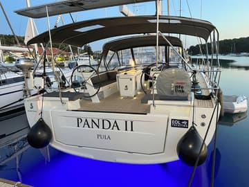 Sailboat Panda II charter rental in Croatia | Yacht4Less
