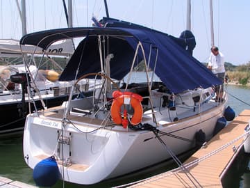Sailboat Sportski vuk available for yacht charter in Croatia | Yacht4Less