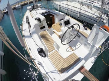 Sailboat Honey available for yacht charter in Croatia | Yacht4Less