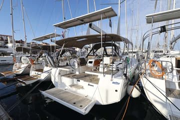 Best Price for a Sailboat Amore rental in Croatia | Yacht4Less