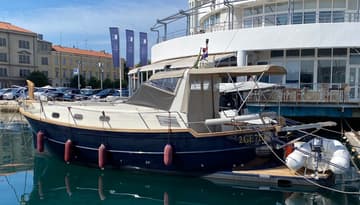 Motorboat Gi&Gi charter rental in Croatia | Yacht4Less