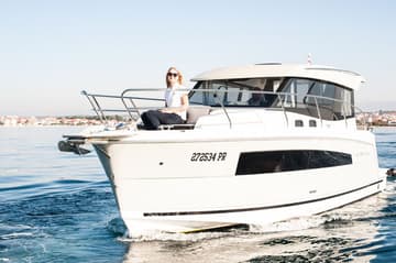 Best Price for a Motorboat Wanderer rental in Croatia | Yacht4Less