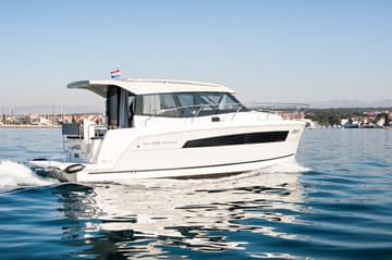Motorboat Wanderer available for yacht charter in Croatia | Yacht4Less