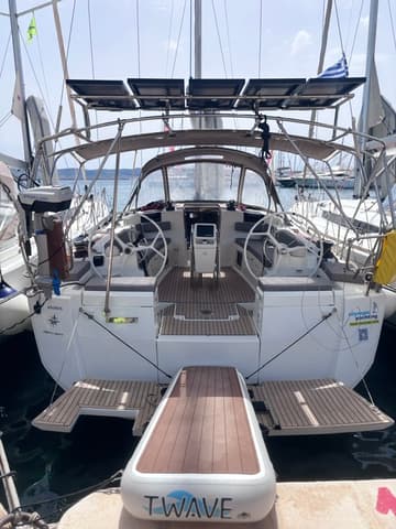 Sailboat Kronos charter rental in Greece | Yacht4Less