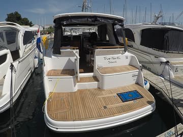 Best Price for a Motorboat True North rental in Croatia | Yacht4Less