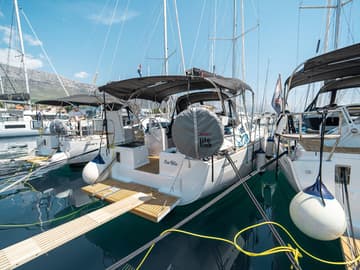 Best Price for a Sailboat Ciao Bella rental in Croatia | Yacht4Less
