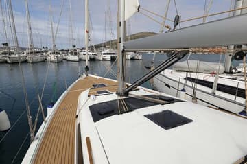 Sailboat Lucia 1 available for yacht charter in Croatia | Yacht4Less