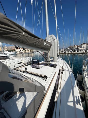 Sailboat Bella I available for yacht charter in Croatia | Yacht4Less