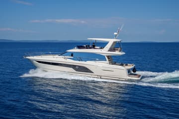 Motorboat Shaft charter rental in Croatia | Yacht4Less