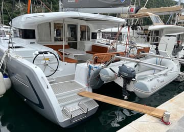 Catamaran Silver Kiss available for yacht charter in Croatia | Yacht4Less
