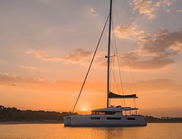 Best Price for a Catamaran Reina rental in Greece | Yacht4Less