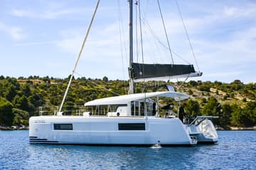 Best Price for a Catamaran Bahia Real rental in Croatia | Yacht4Less