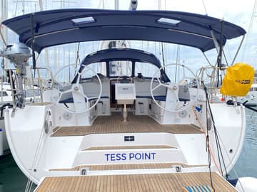 Sailboat Tess Point charter rental in Croatia | Yacht4Less