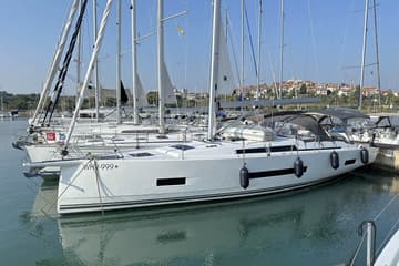 Sailboat freebe charter rental in Croatia | Yacht4Less