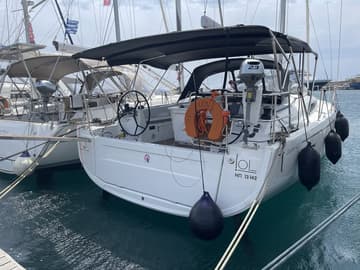Sailboat LOL charter rental in Greece | Yacht4Less