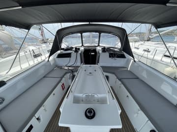 Best Price for a Sailboat LOL rental in Greece | Yacht4Less