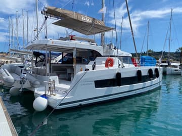 Catamaran Helona charter rental in Greece | Yacht4Less