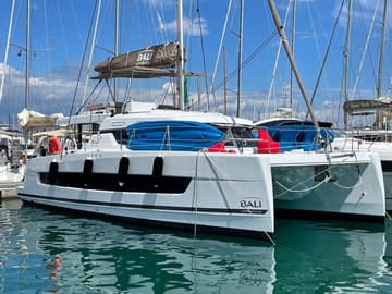 Best Price for a Catamaran Helona rental in Greece | Yacht4Less