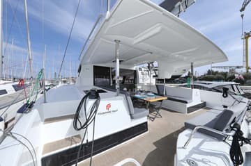 Best Price for a Catamaran Chilli rental in Croatia | Yacht4Less