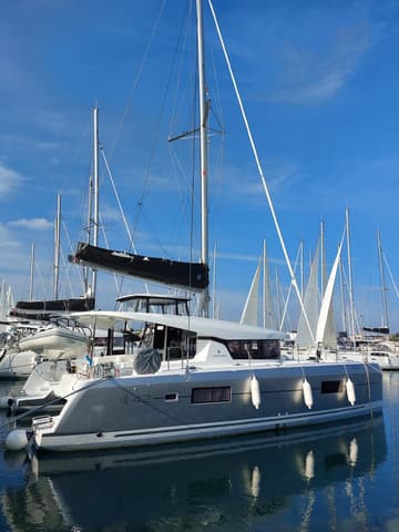 Catamaran Madre Perla available for yacht charter in Croatia | Yacht4Less