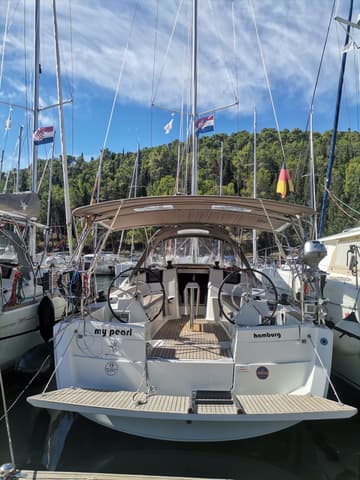 Sailboat My Pearl charter rental in Croatia | Yacht4Less