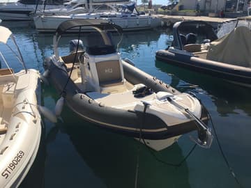 Best Price for a Rib Nuova Jolly Prince 25 rental in Croatia | Yacht4Less