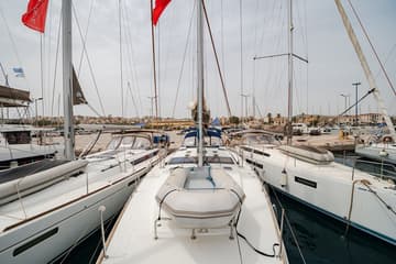 Sailboat Regina V available for yacht charter in Greece | Yacht4Less