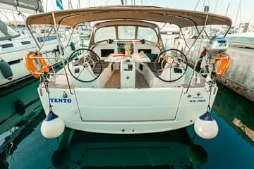 Best Price for a Sailboat Tento rental in Greece | Yacht4Less
