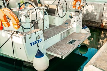 Sailboat Tento available for yacht charter in Greece | Yacht4Less