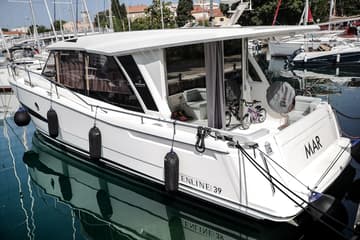 Motorboat Mar charter rental in Croatia | Yacht4Less