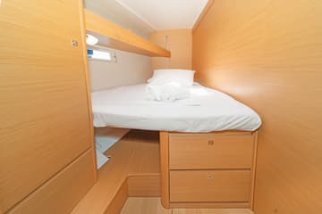 Best Price for a Sailboat Vanilla rental in Greece | Yacht4Less