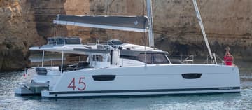 Best Price for a Catamaran SKIPPYCAT rental in Bahamas | Yacht4Less