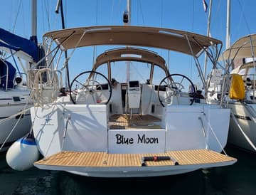 Sailboat Blue Moon charter rental in Croatia | Yacht4Less