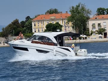 Motorboat Queen Korina charter rental in Croatia | Yacht4Less