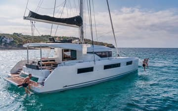 Catamaran Y-NISSI charter rental in BVI | Yacht4Less