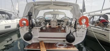 Best Price for a Sailboat Living in sea rental in Greece | Yacht4Less