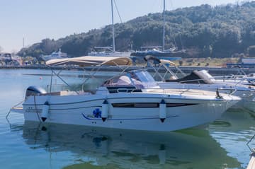 Best Price for a Motorboat No Name rental in Croatia | Yacht4Less