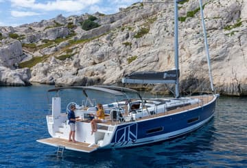 Sailboat Dimpa charter rental in Greece | Yacht4Less