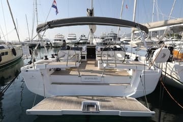 Sailboat Aventura charter rental in Croatia | Yacht4Less