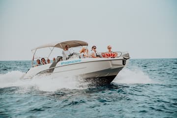 Motorboat Beneath Flyer 7.7 Space Deck charter rental in Croatia | Yacht4Less