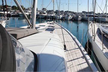 Sailboat Lyra  available for yacht charter in Greece | Yacht4Less