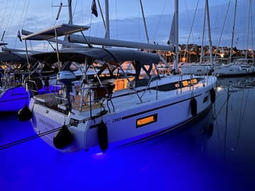 Best Price for a Sailboat Mala Hana rental in Croatia | Yacht4Less