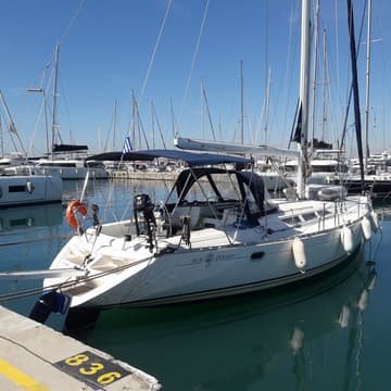 Sailboat Sweet Sue II charter rental in Greece | Yacht4Less