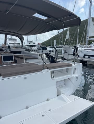 Sailboat Knot Online available for yacht charter in BVI | Yacht4Less