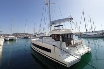 Catamaran Sailin available for yacht charter in Croatia | Yacht4Less
