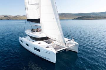 Catamaran Mare Luna charter rental in Croatia | Yacht4Less