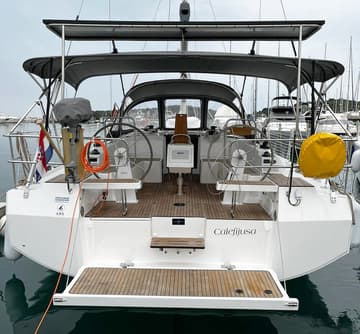 Sailboat Calefijusa charter rental in Croatia | Yacht4Less