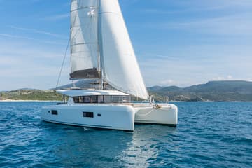 Best Price for a Catamaran Pulsar rental in Greece | Yacht4Less